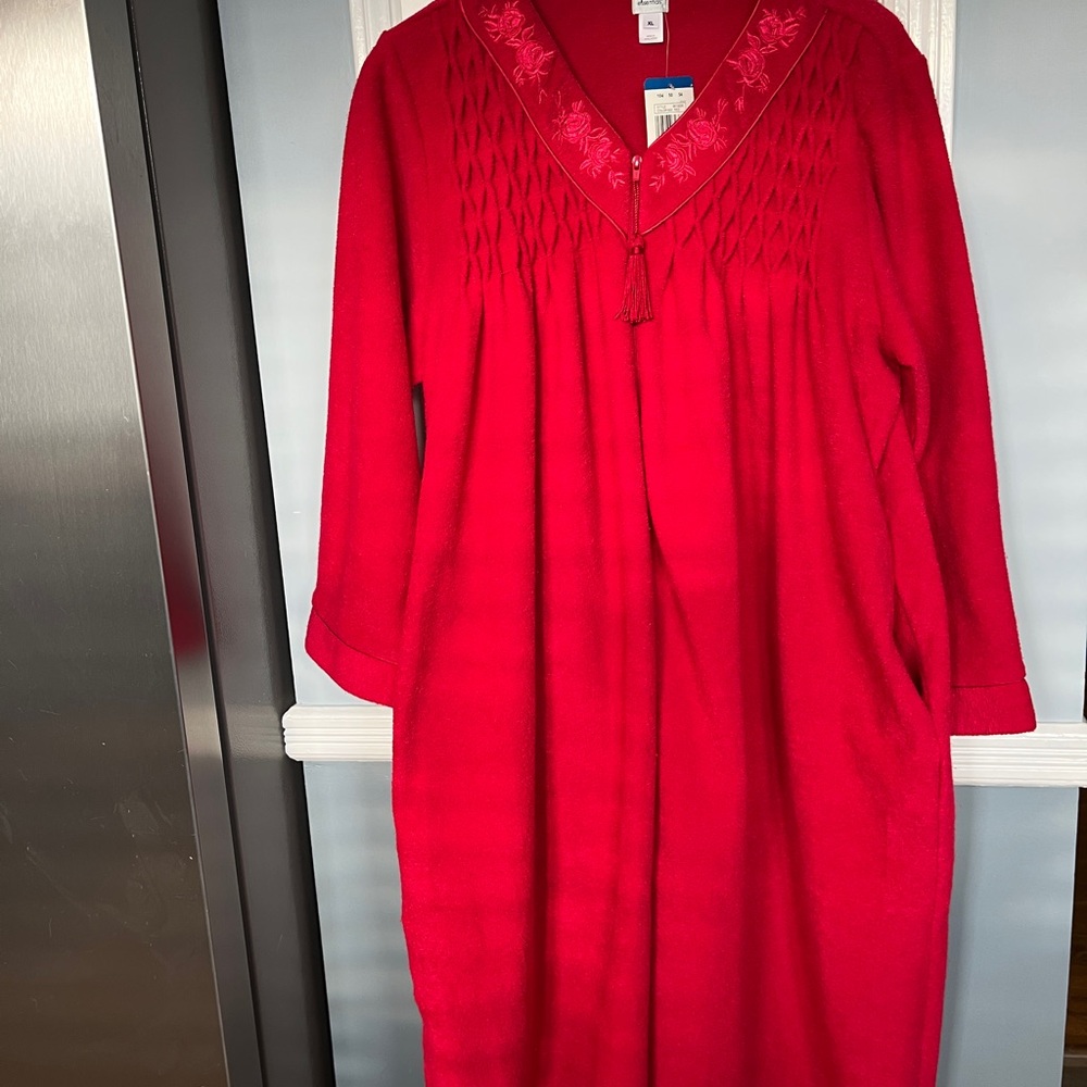 Miss Elaine Red Embroidered Robe